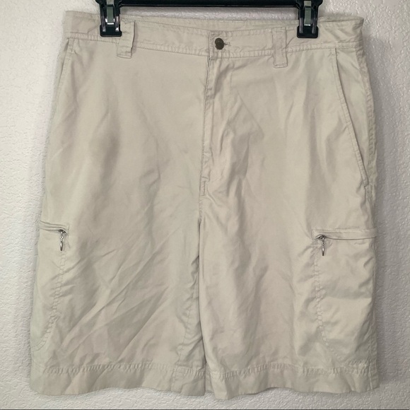Callaway Golf X Series Lightweight Khaki Short - Picture 1 of 8